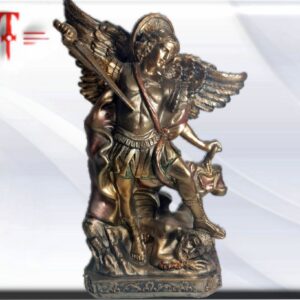 San Miguel arcángel 27cm color bronce. Es el más conocido de los arcángeles. Es también el más invocado, al que más se le reza y al que más personas le piden ayuda