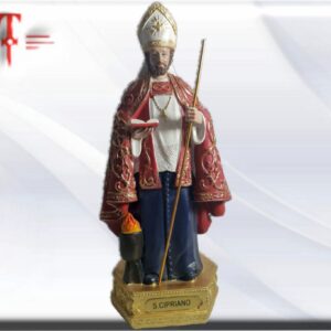 San Cipriano 24cm . Función: contra brujería, mala suerte, mal-de ojo, envidia, maldiciones y todos los males en general. Peso 389 gr – medida : 24cm / 9.44 Inch material : resina Ninguna figura en la Cristiandad Católica está rodeada de más misterio y confusión que el más oscuro de los santos, San Cipriano. Aunque fue uno de los santos menos conocidos, San Cipriano fue considerado el patrono no oficial de paganos, magos y necromantes durante muchos siglos.