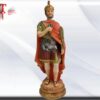 San Cosma médico . Tamaño 16cm / 6.29 Inch Peso 148gr material resina Calidad Europea San Cosma médico vestido como un soldado romano, con clavos de la crucifixión en mano y detalles dorados y plateados. Estatua de 16 cm de altura de resina, un material más delicado del pvc que permite líneas y detalles más precisos.