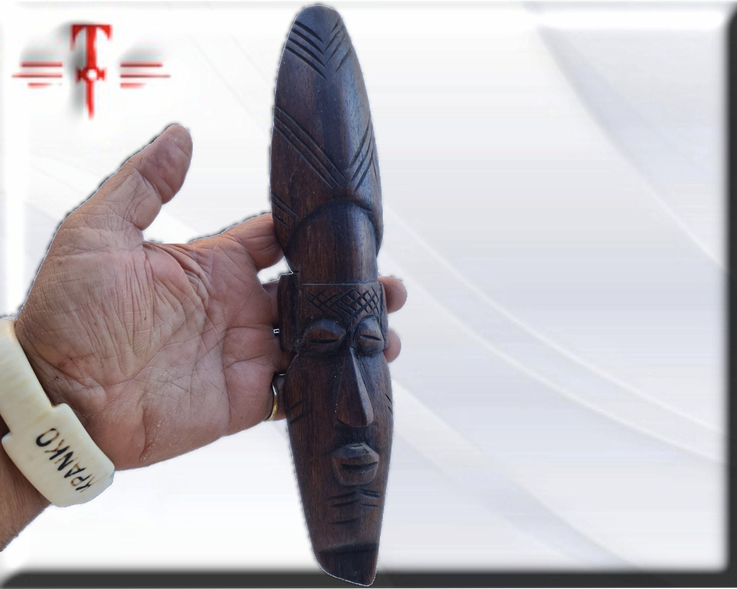 Máscara Antigua Tradicional – Arte Africano y Misticismo de Galería - Image 2