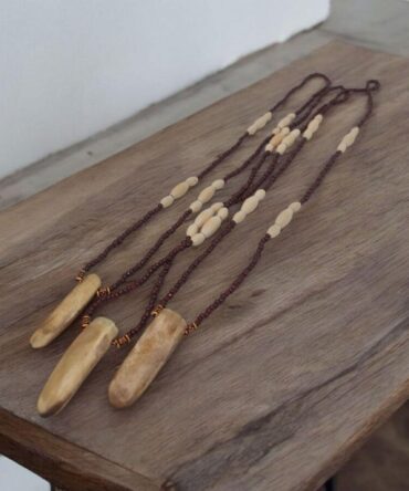 Amuleto hueso protección Egguns colgante ritualizado Vodun , secretos del vodoun Fon , Contacto con los egguns