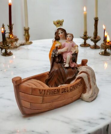Figura de la Virgen del Carmen en Barca en Resina (10x12 cm) , productos Religiosos