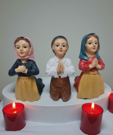 Los tres pastorcitos de Fátima de rodillas , Santos y Vírgenes católicos , productos Religiosos