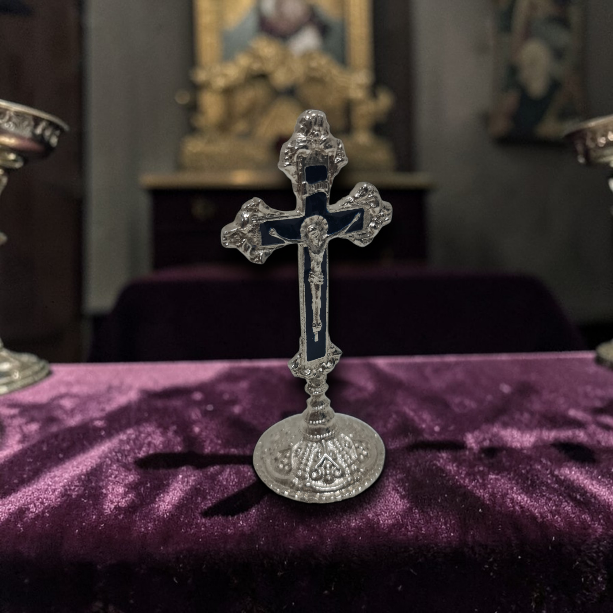 Cruz de Altar Decorativa de Metal - Imagen 2
