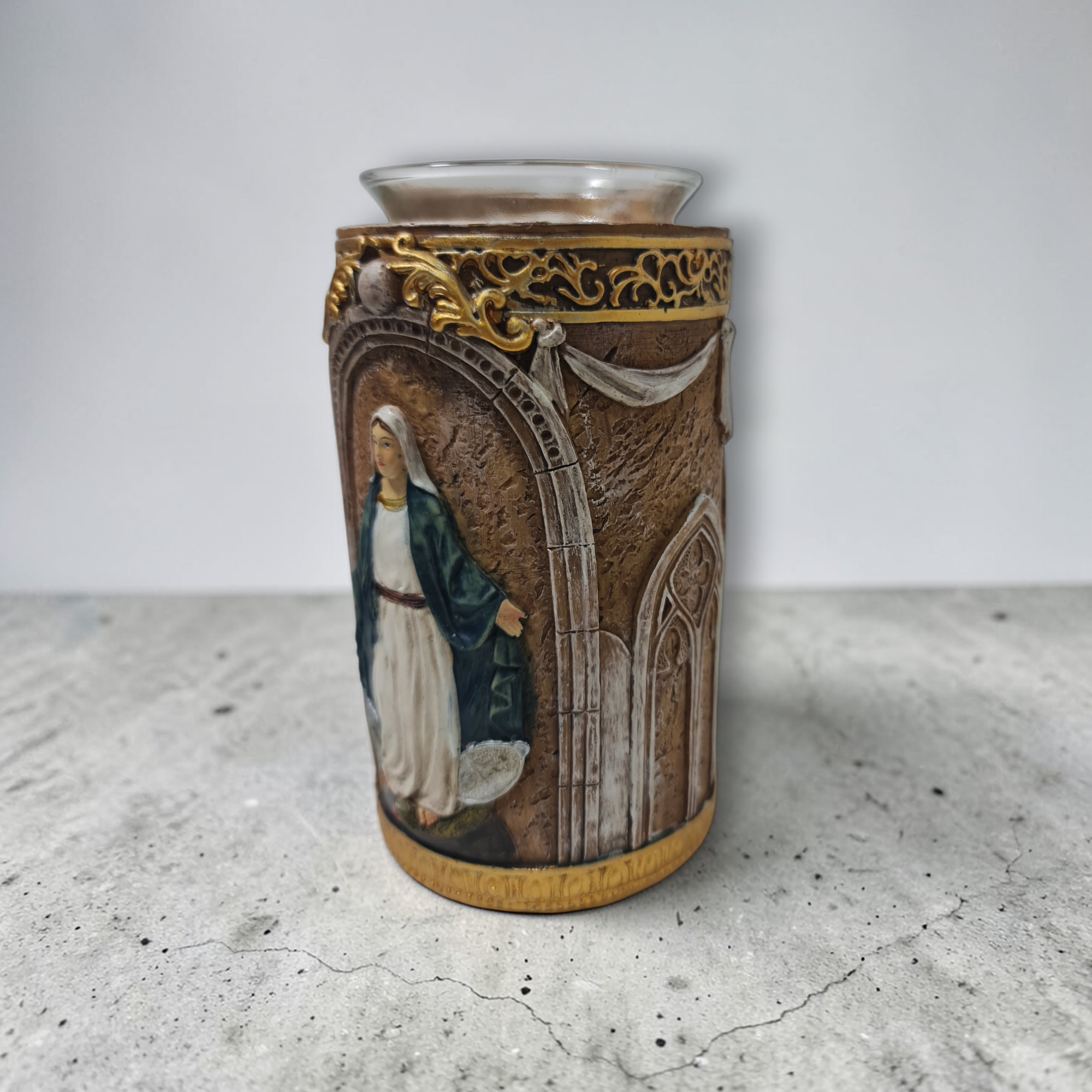 Estatua Portavelas de la Virgen Milagrosa en Resina – Para Velas de Té - Imagen 3