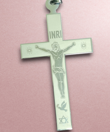 Crucifijo acero