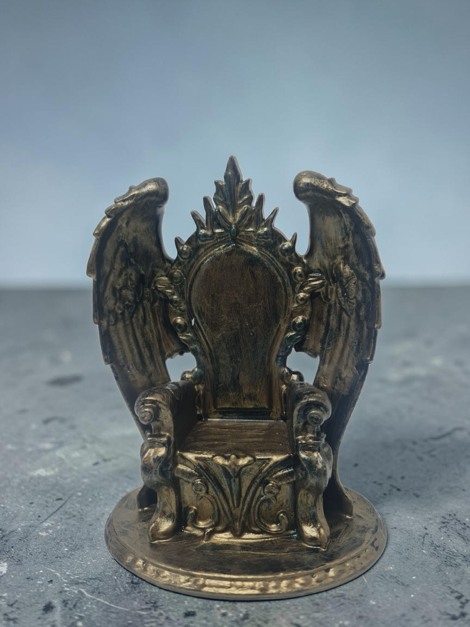 Trono con alas - Imagen 2
