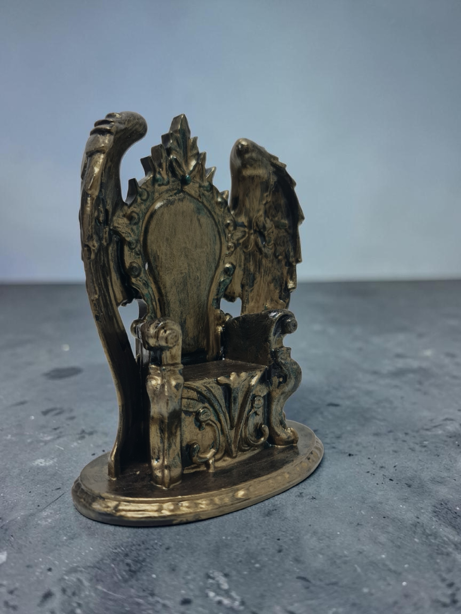Trono con alas - Imagen 3