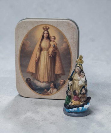 caridad del cobre lata