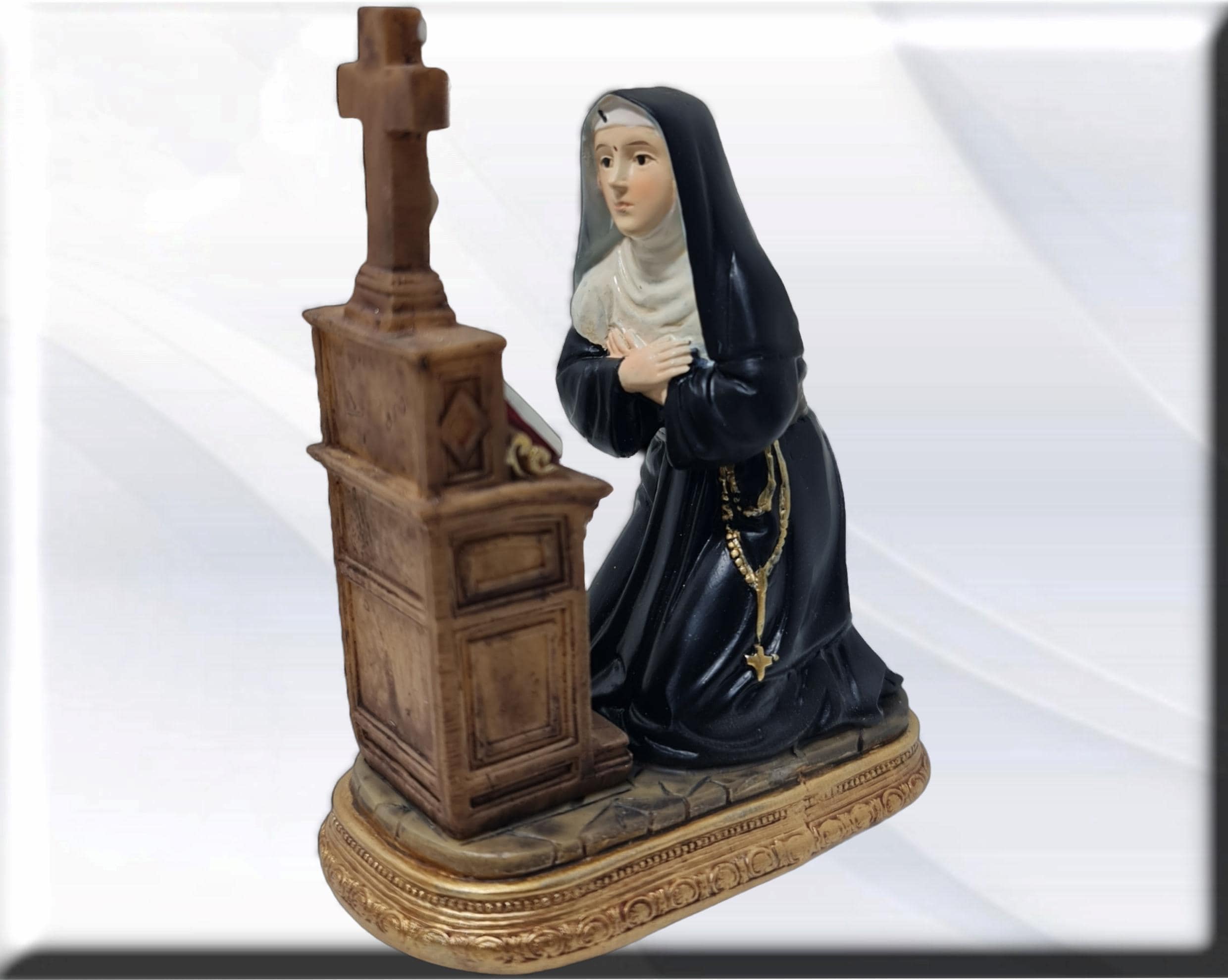 estatua Santa Rita de Casia rezando . Catholic Saints and Virgins, Religious products, - Imagen 3
