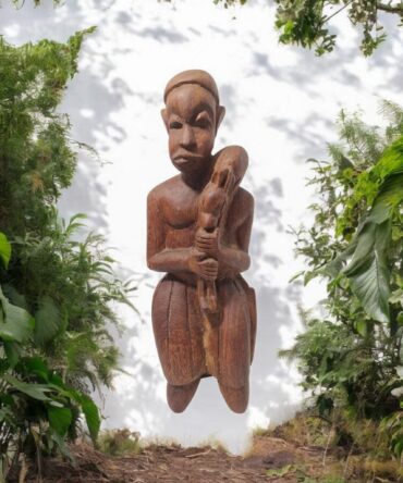 Fetiche Escultura en Busto Tradicional ( Cazador )– Arte Africano Hecho a Mano (29 cm)
