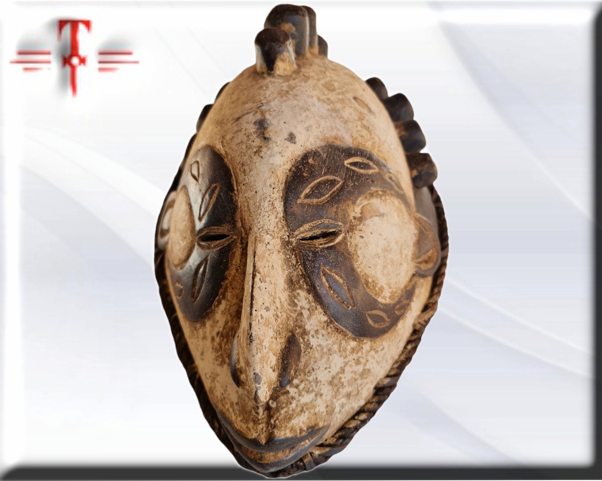 Máscara Antigua Grebo (Liberia) – Arte Africano del Siglo XX - Imagen 5