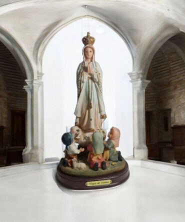 Statue figure Apparition of Fatima, Catholic Saints and Virgins, Religious products,