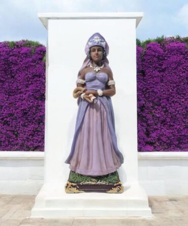 Estatua Naná Buruku , orishas de Santeria ,productos religiosos, pintada a mano