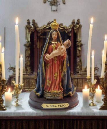 Nuestra Señora Vizo , virgenes y santos catolicos