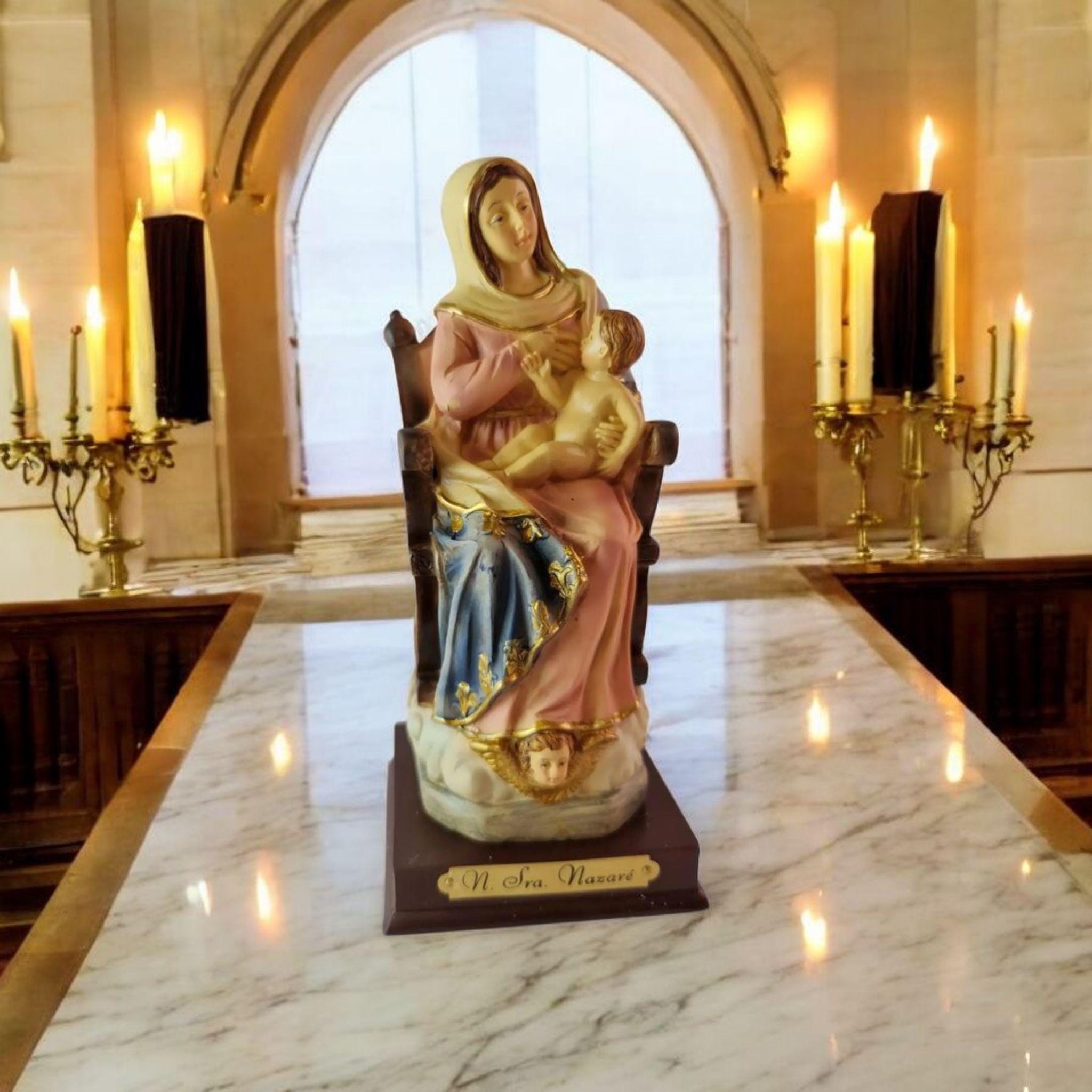 Nuestra Señora de Nazaret , virgenes y santos catolicos