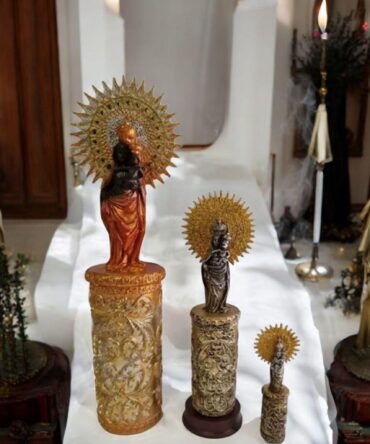 Figura de la Virgen del Pilar en Resina Fina – Alta Calidad