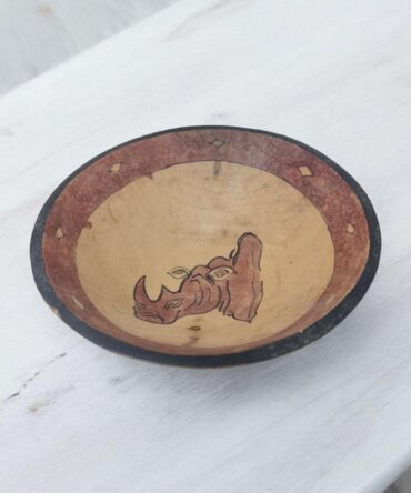 Cuenco de madera con diseño Rinoceronte Arte africano , Galería de Arte , antigüedad , Artesanía africana