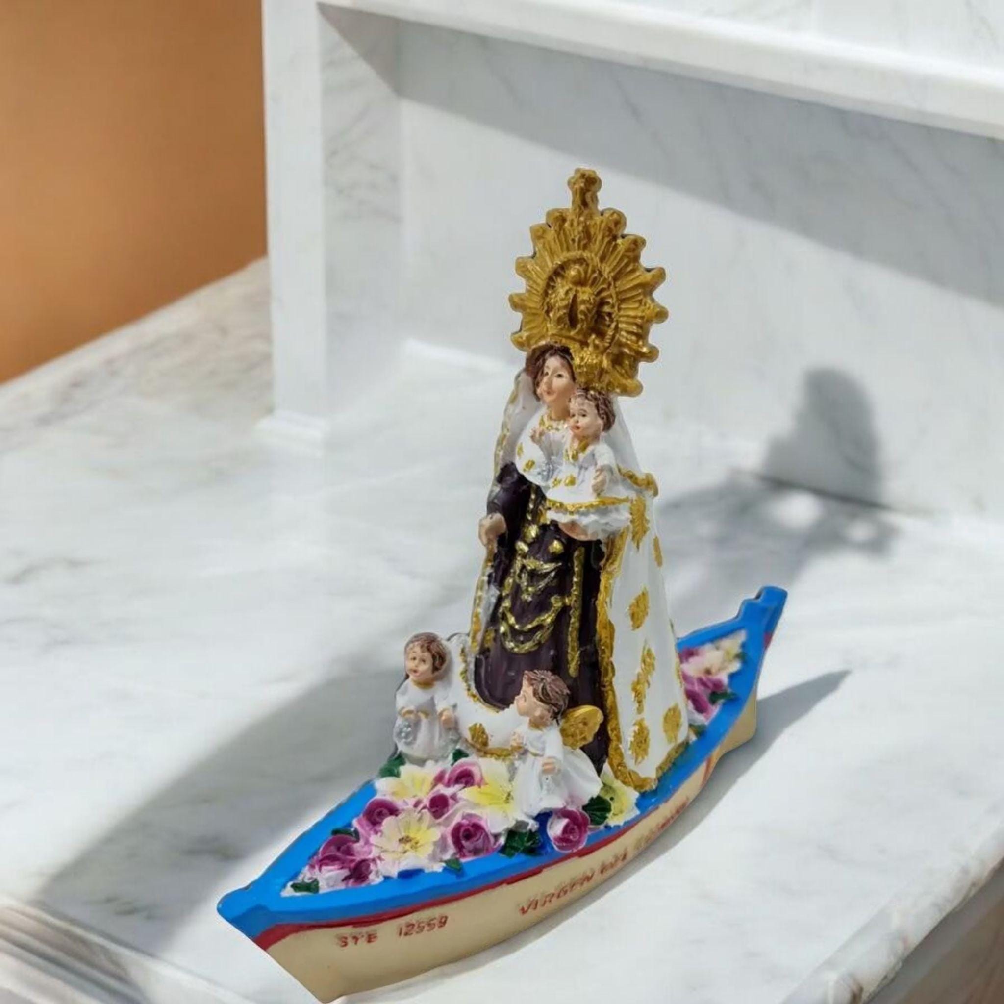 Figura de la Virgen del Carmen Marinera en Barca, Santos y Vírgenes católicos , productos Religiosos