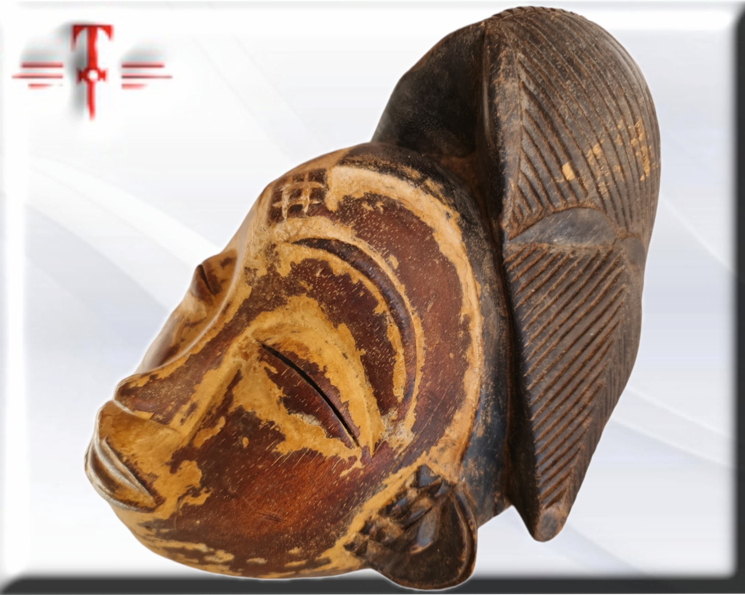 Máscara Antigua Punu (Gabón) – Arte Africano del Siglo XX (29 cm) - Imagen 4