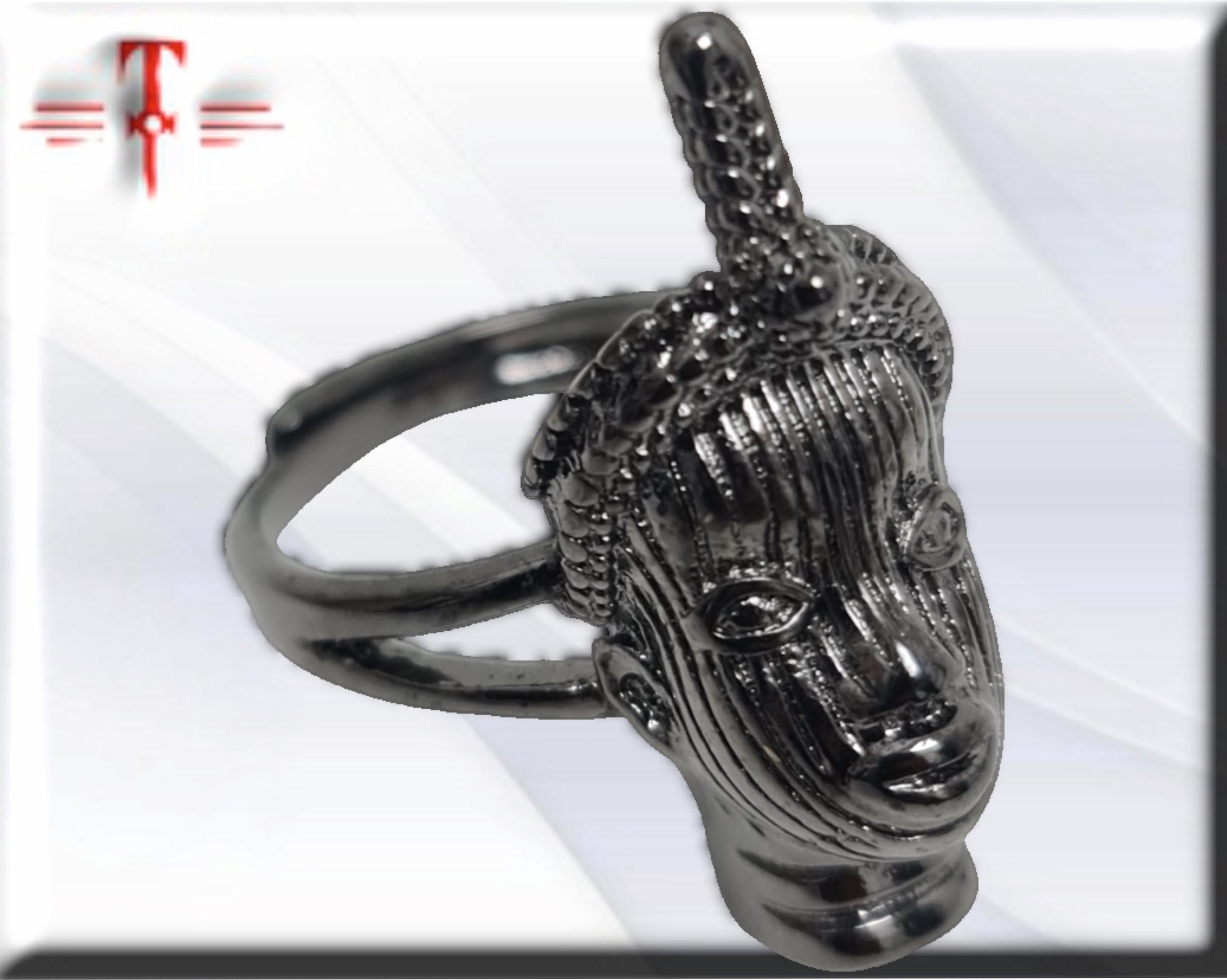 Anillo Ajustable con Busto de Ifá en Acero – Exclusivo de Spotencias - Imagen 2