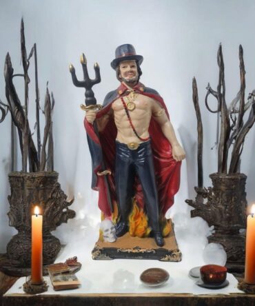 Estatua , Figura , Exú  , kimbisa, umbanda, candomble