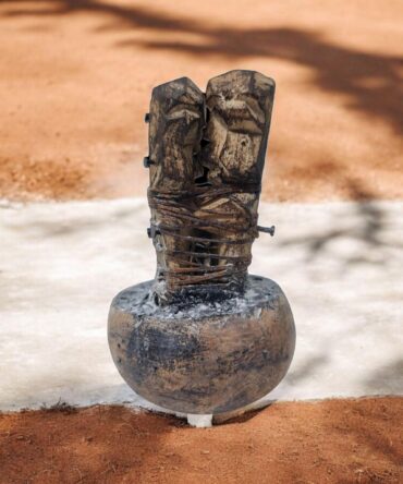 Amulet wins wars African Vodun, ancestral secret