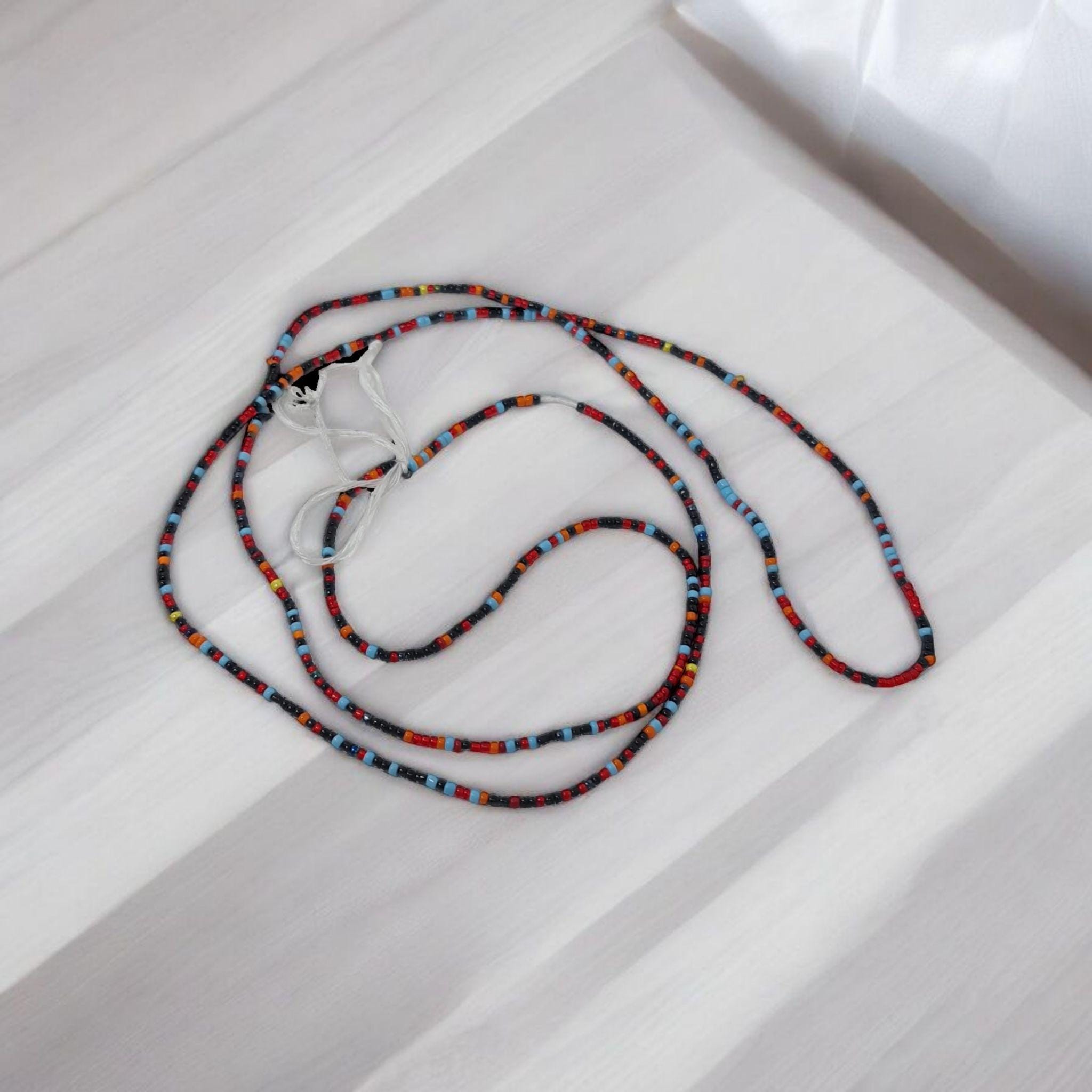 Collar Africano de Cintura Tradicional de Benín – Amuleto de Fertilidad, Maternidad y Protección Femenina