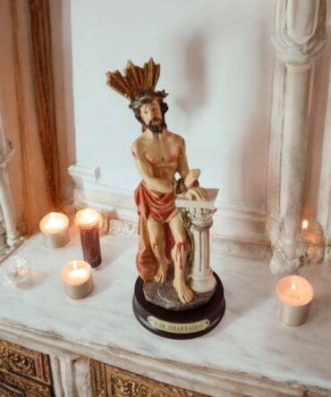 Nuestro Padre Jesús Amarrado a la Columna , virgenes y santos catolicos