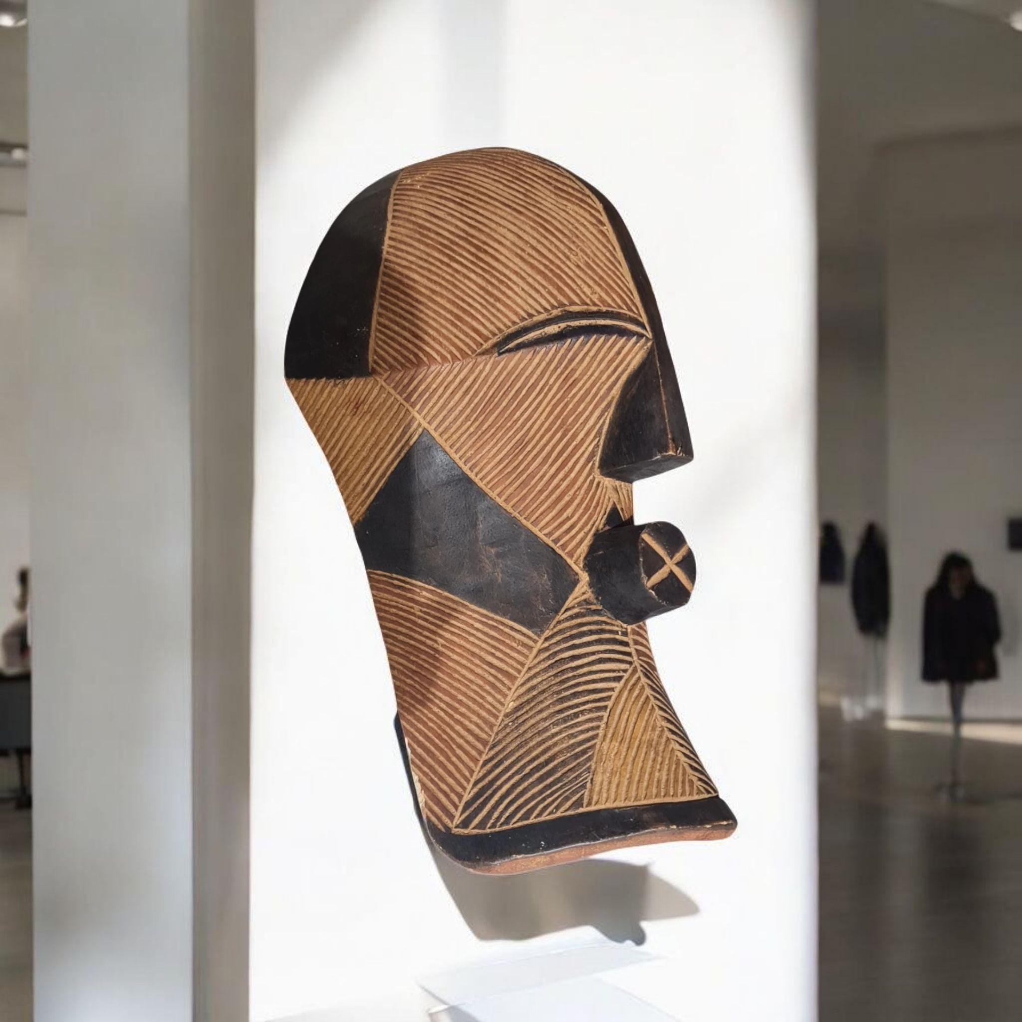Máscara Antigua Songye (Congo) – Arte Africano de Galería (43 cm)