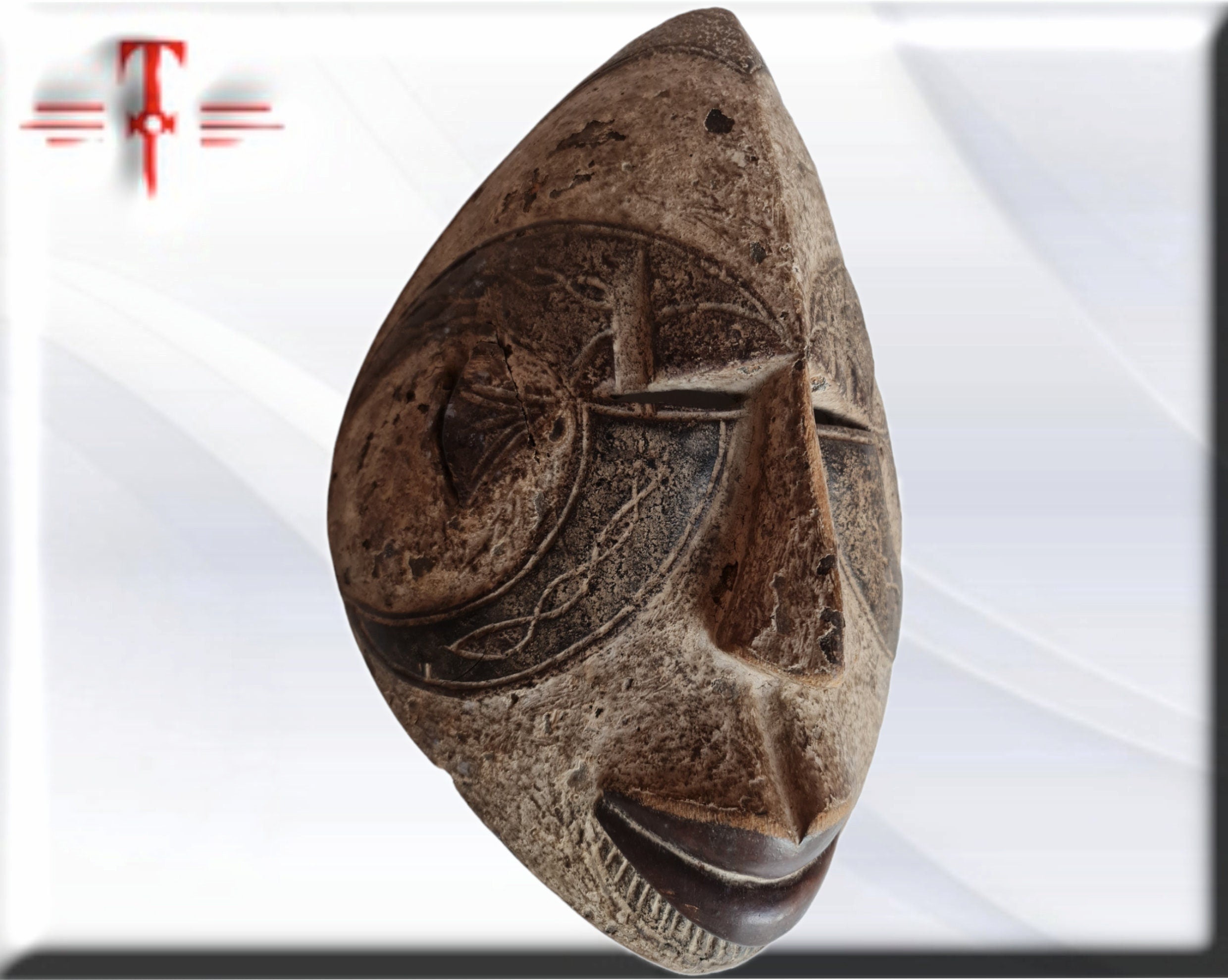 Máscara Antigua Bembe (Congo) – Arte Africano del Siglo XX (37 cm) - Imagen 4