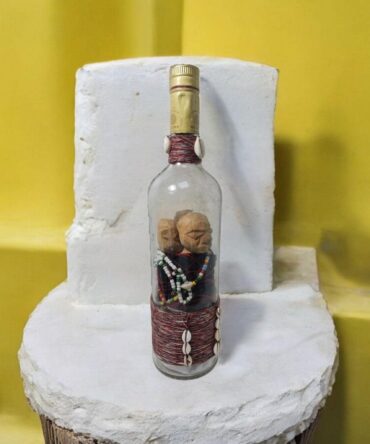 Botella Mágica Vodoun togbosu, proteccion brujeria y muertos , Fon , Yoruba, Santeria, Palo Mayombe .