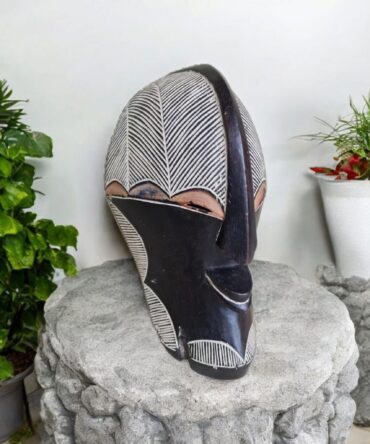 Máscara Antigua Songye (Congo) – Arte Africano del Siglo XX (45 cm)