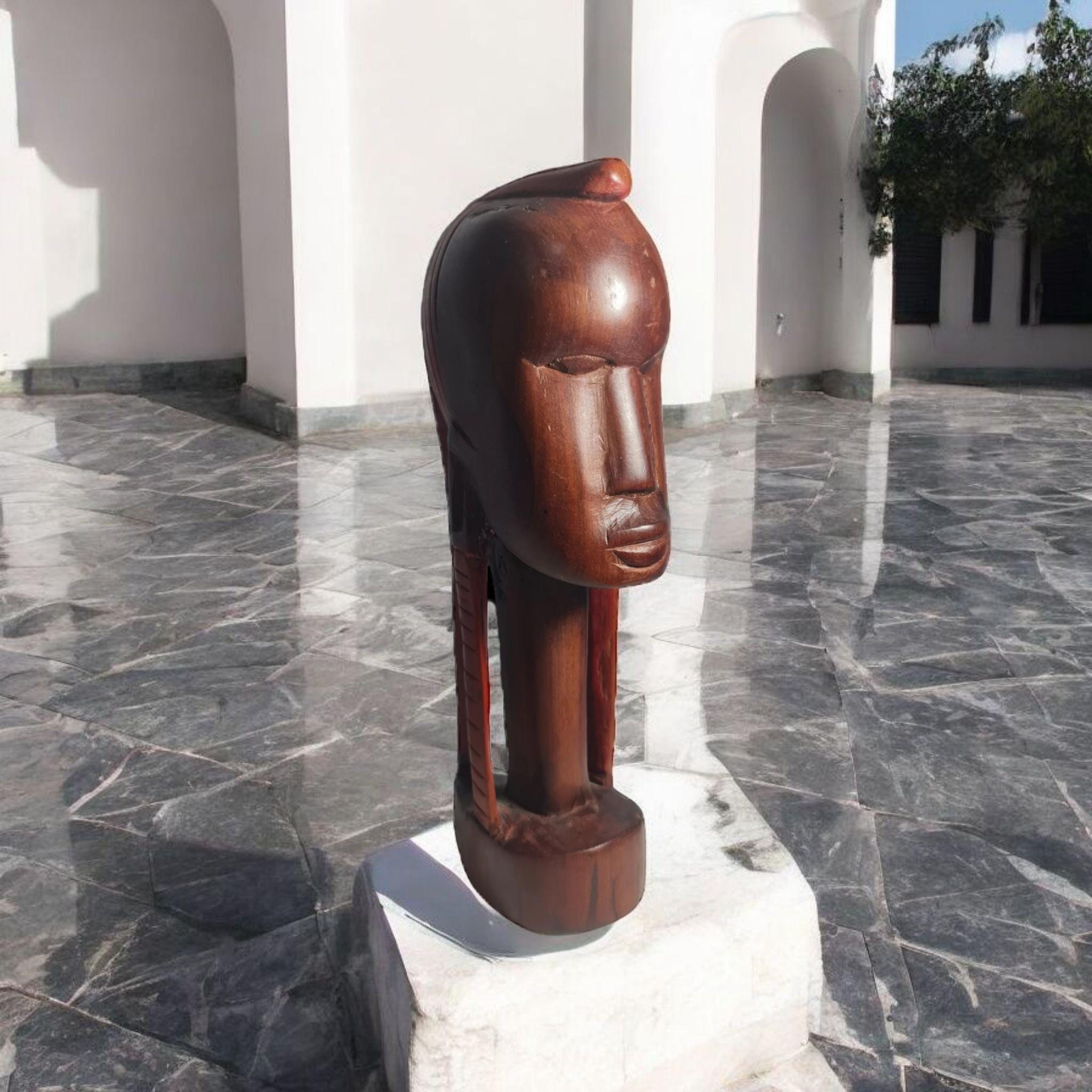 Busto de Guerrera Africana en Madera Tallada - Arte Tribal de Malí