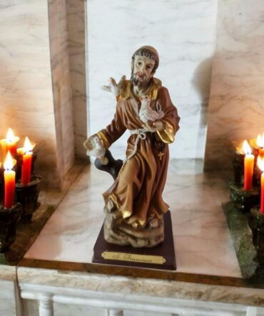 San Francisco de Asis , Santos y Vírgenes católicos , productos Religiosos