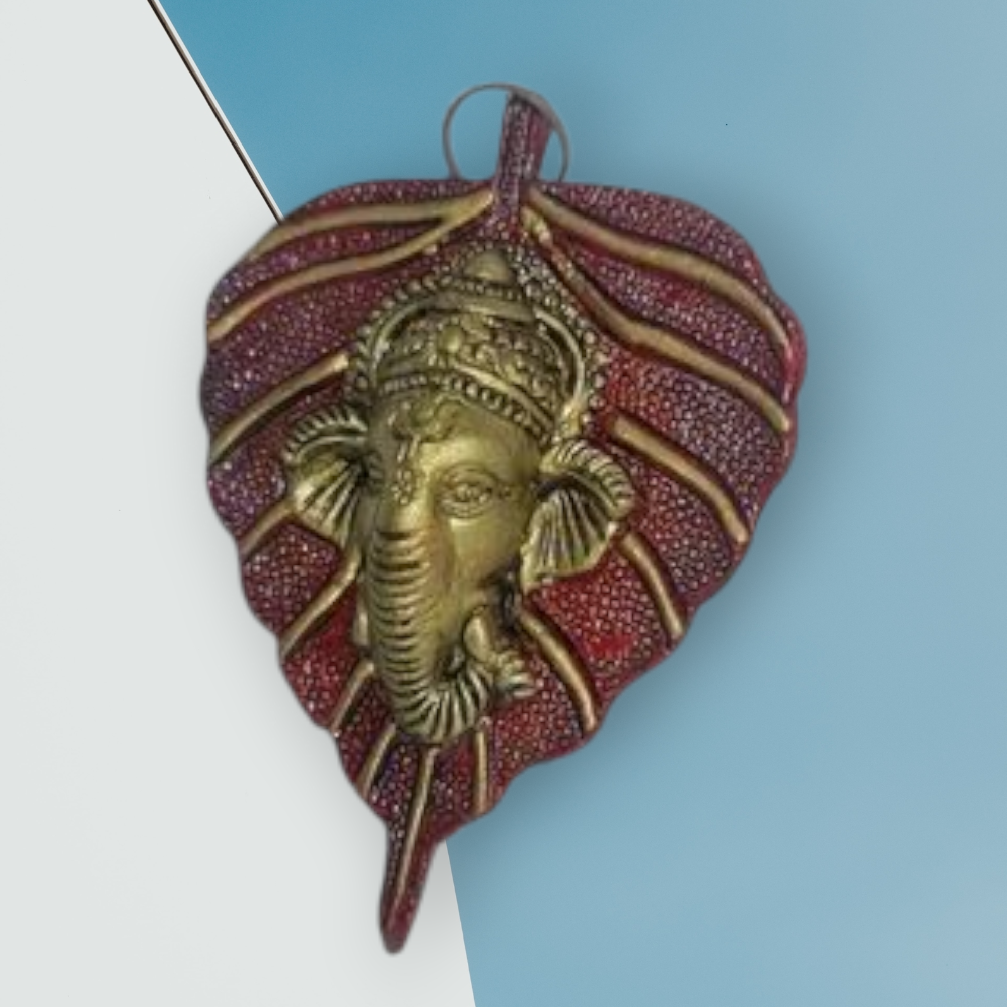 Colgador hoja laton con ganesha