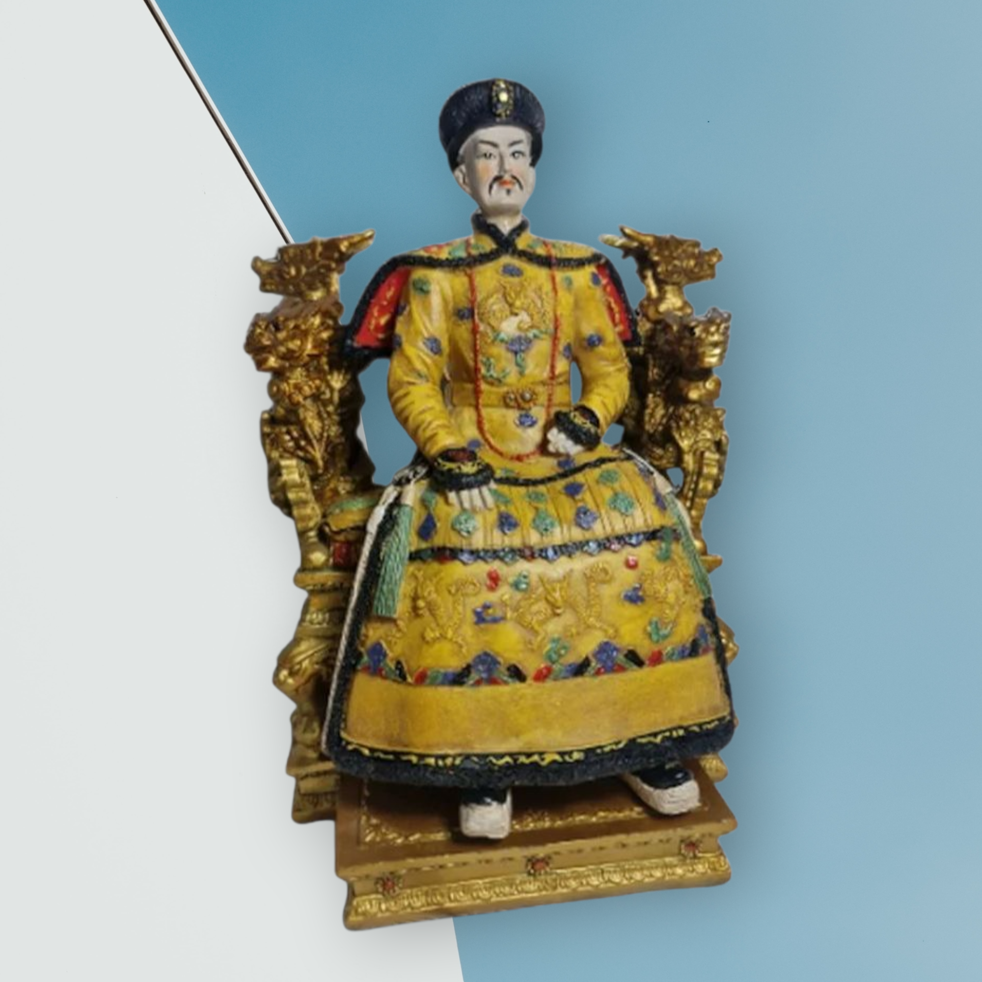 figura de emperadores chinos en trono de la Dinastía Long