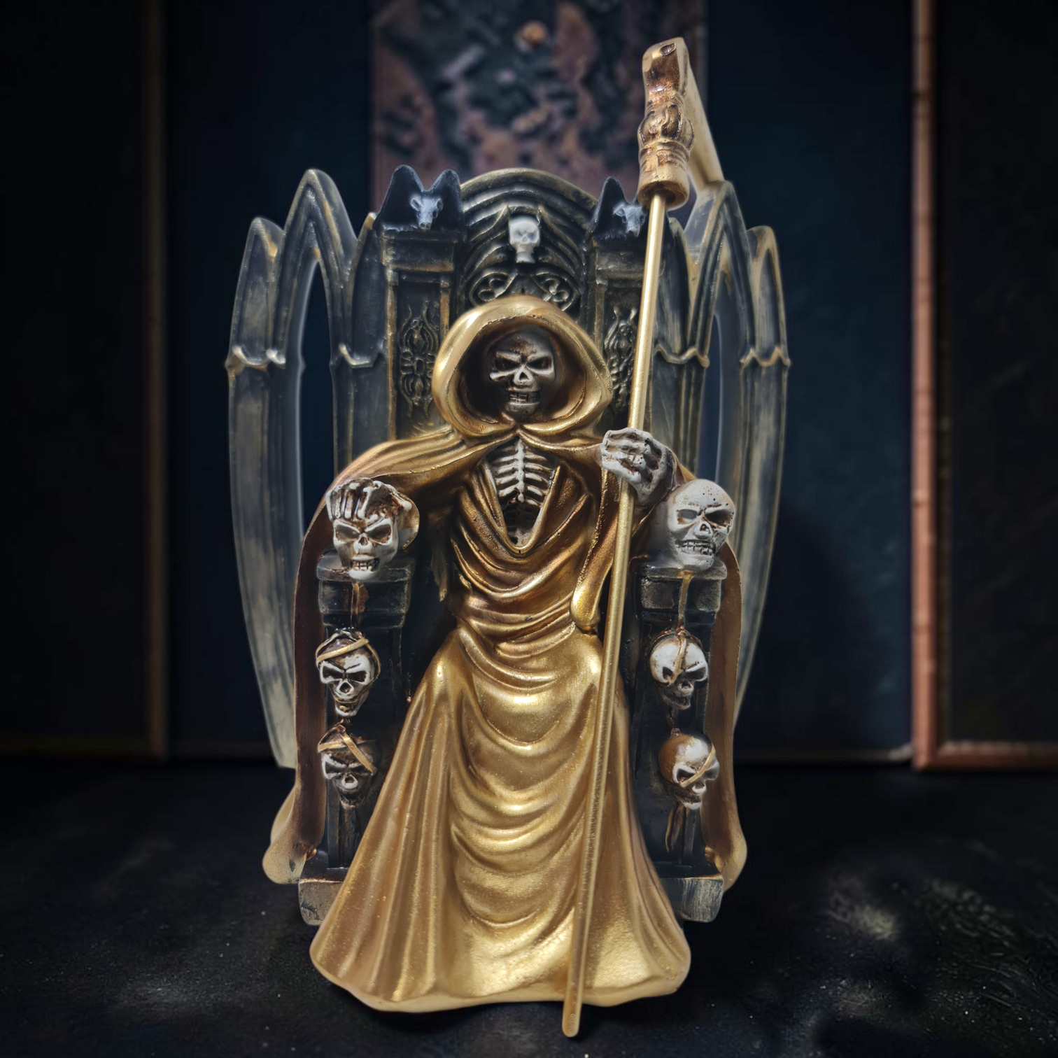 Estatua de la Santa Muerte – Figura Maciza de Resina Pintada a Mano (15 cm / 5.9") - Imagen 8